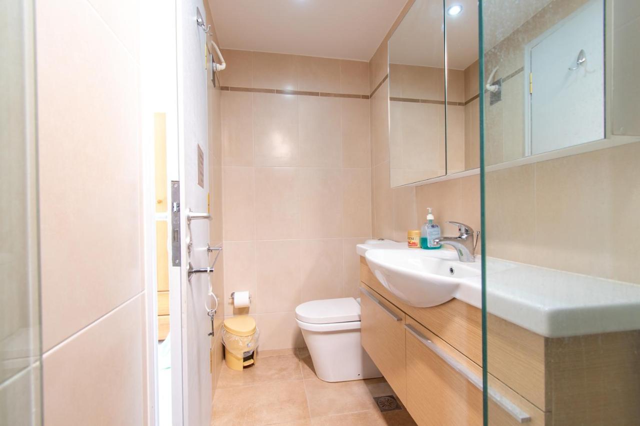 Lavish & Spacious Apt With Stunning Seaview, 10 Min Ath Airport Артеміда Екстер'єр фото